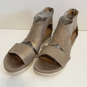 Eileen Fisher Sport Suede Criss Cross Banded Wedge Platform Sandals Size 9